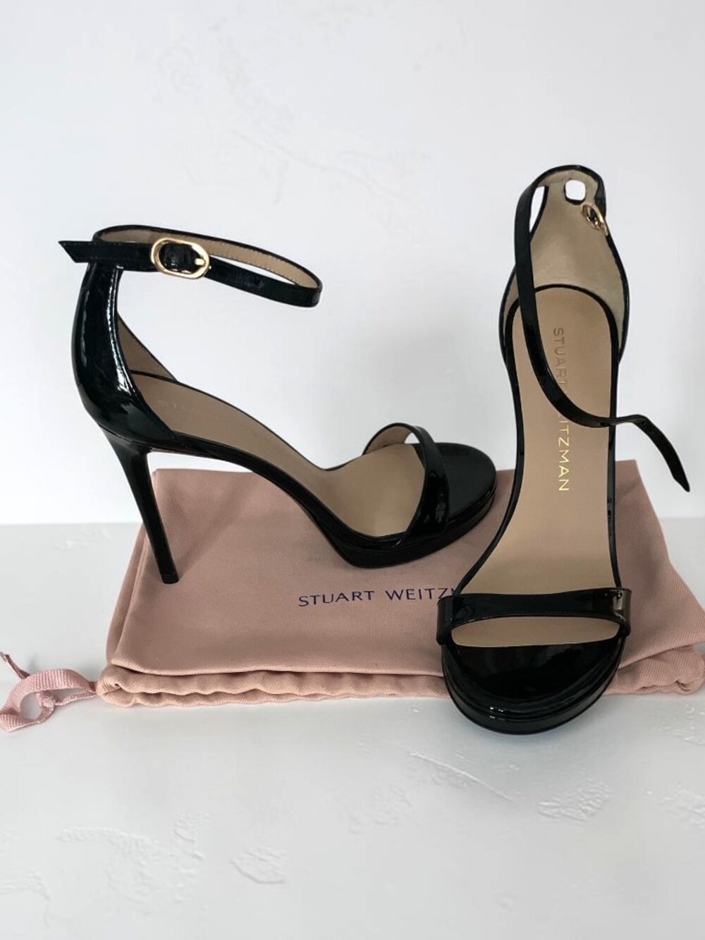 Stuart Weitzman Amelina Patent Leather Hells 6.5 US